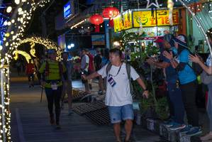 BIB: 1371
                            <button type="button" onclick="openModal(24678091)" class="btn btn-primary btn-sm float-right btn-popup" data-toggle="modal" data-target=".modal-high-quality">
                        <i class="fas fa-shopping-cart"></i> Add to Cart
                    </button>
                                            <button type="button" onclick="isThisMe(24678091, true)" class="btn btn-success btn-sm float-right btn-popup btn-isme hidden" data-toggle="tooltip" data-placement="bottom" title="นี่คือรูปของคุณใช่ไหม คลิกที่นี่เพื่อเอาเข้าอัลบั้ม">
                        <i class="fas fa-plus"></i> Add to album
                    </button>
                    <button type="button" onclick="isThisMe(24678091, false)" class="btn btn-warning btn-sm float-right btn-popup btn-isnotme hidden">
                        <i class="fas fa-ban"></i> Remove from album
                    </button>